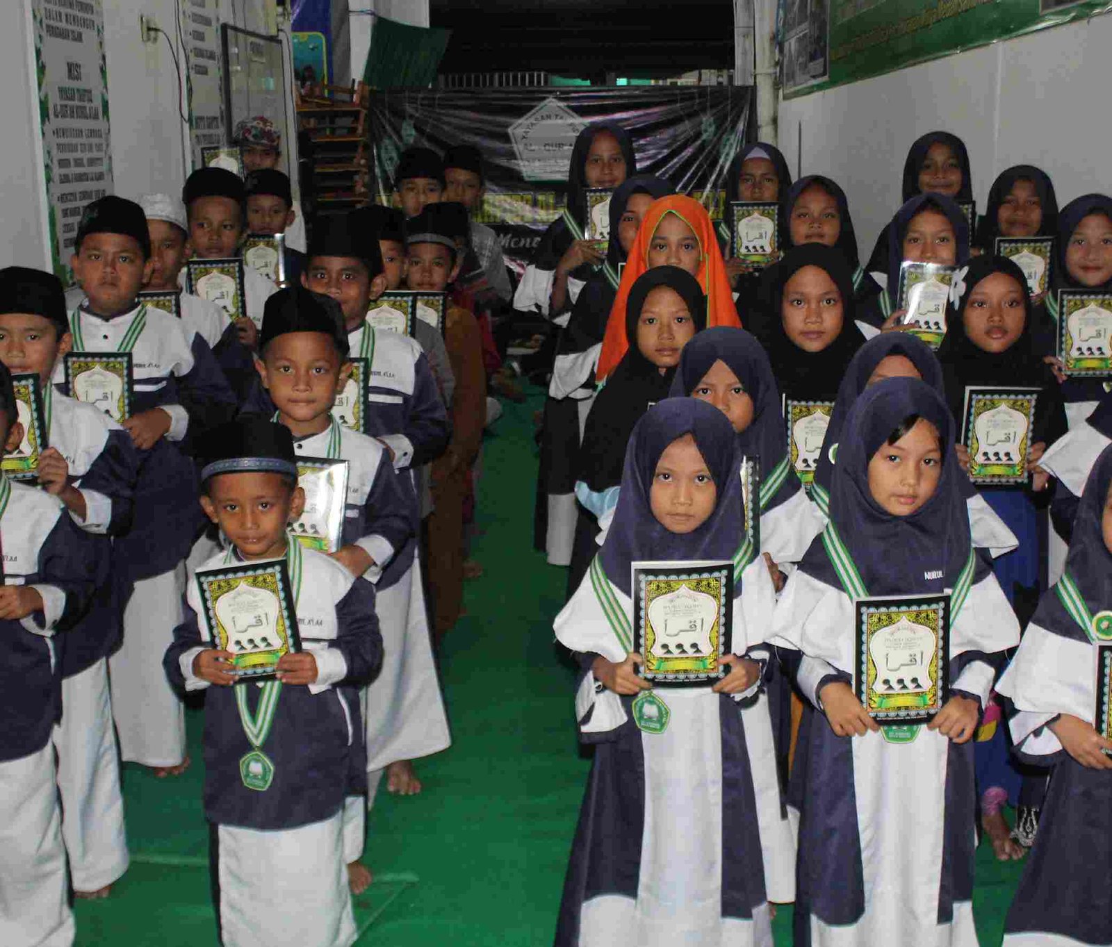 sedekah buku iqro